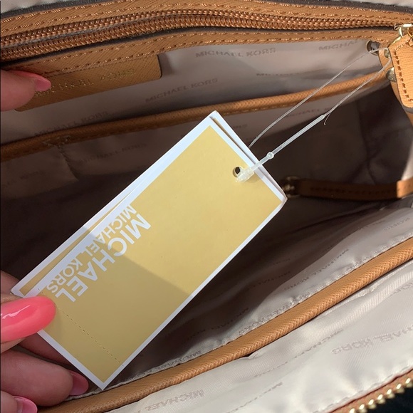 NWT Michael Kors Purse - Picture 3 of 4